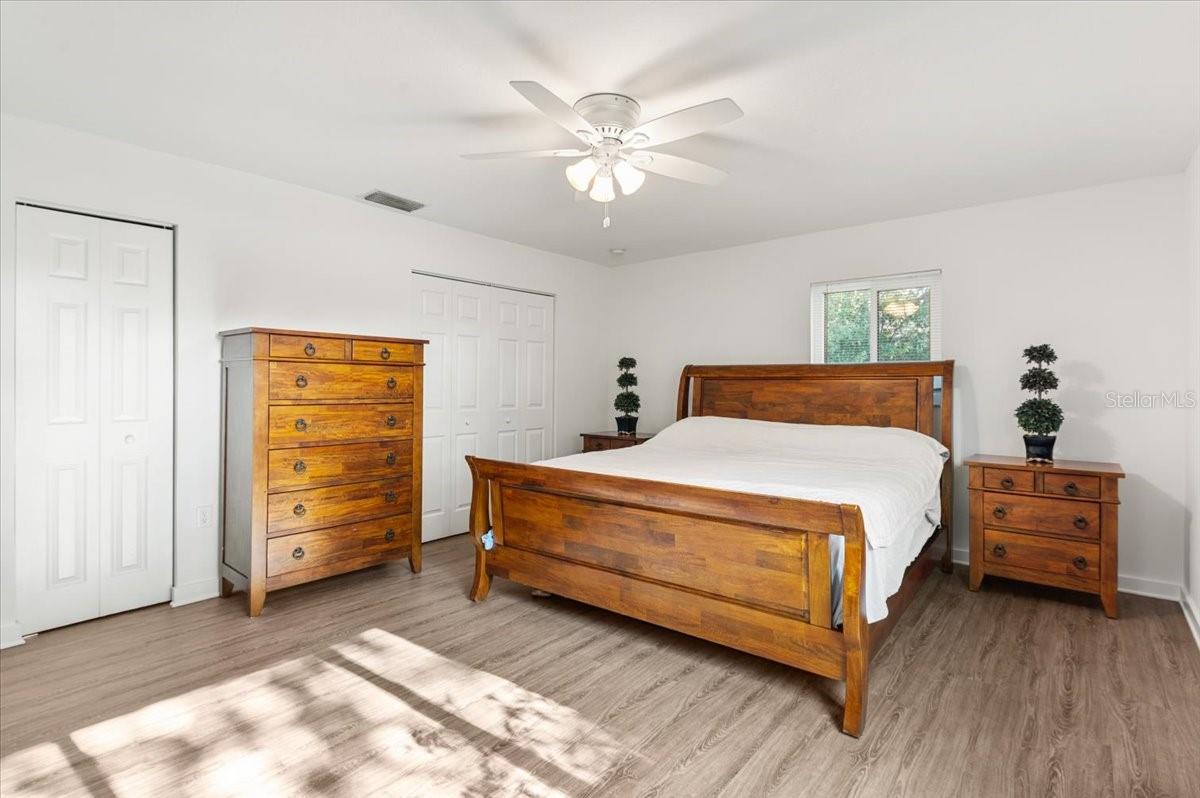 PINE MEADOW - Residential