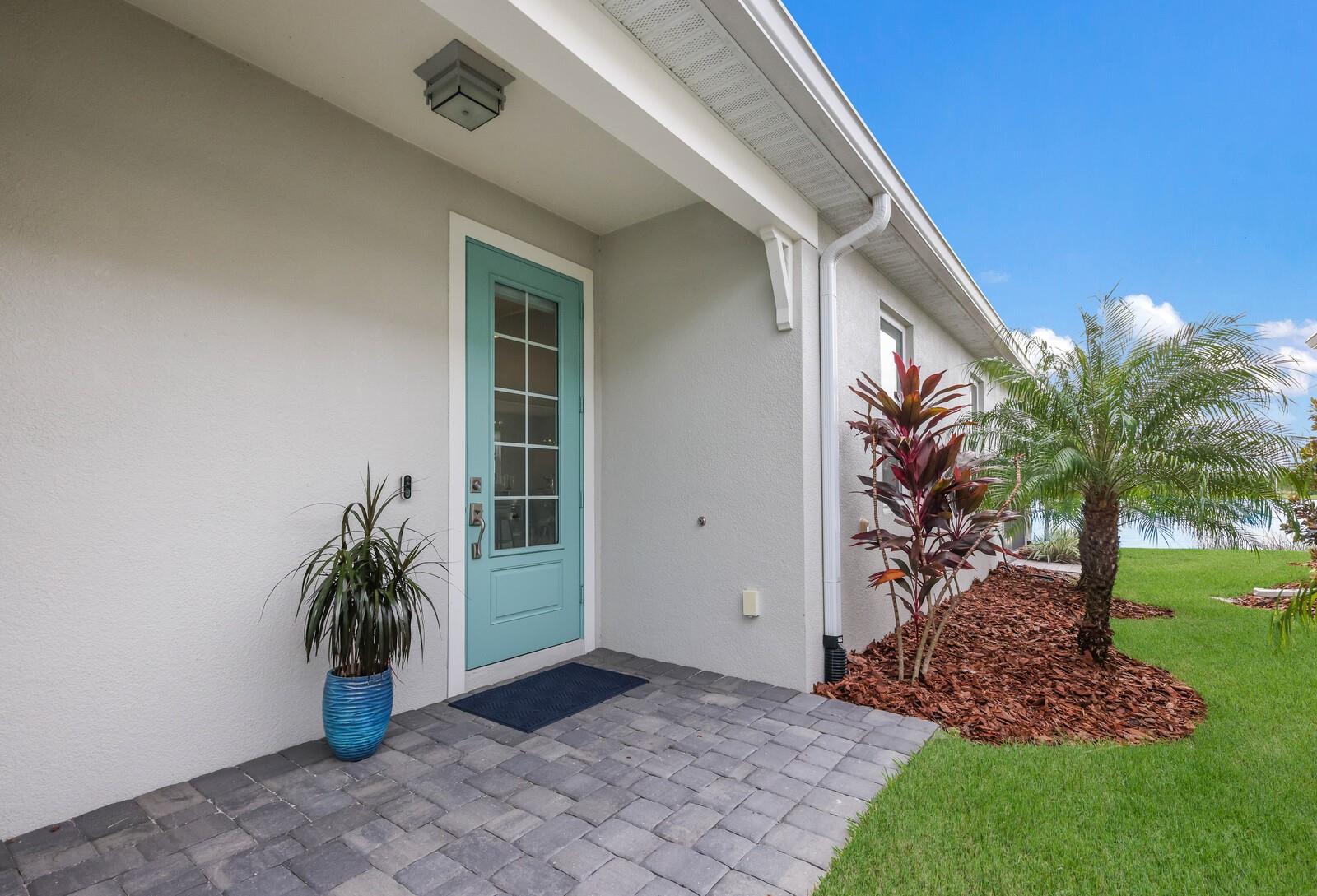 LAKEHOUSE COVE AT WATERSIDE - Residential