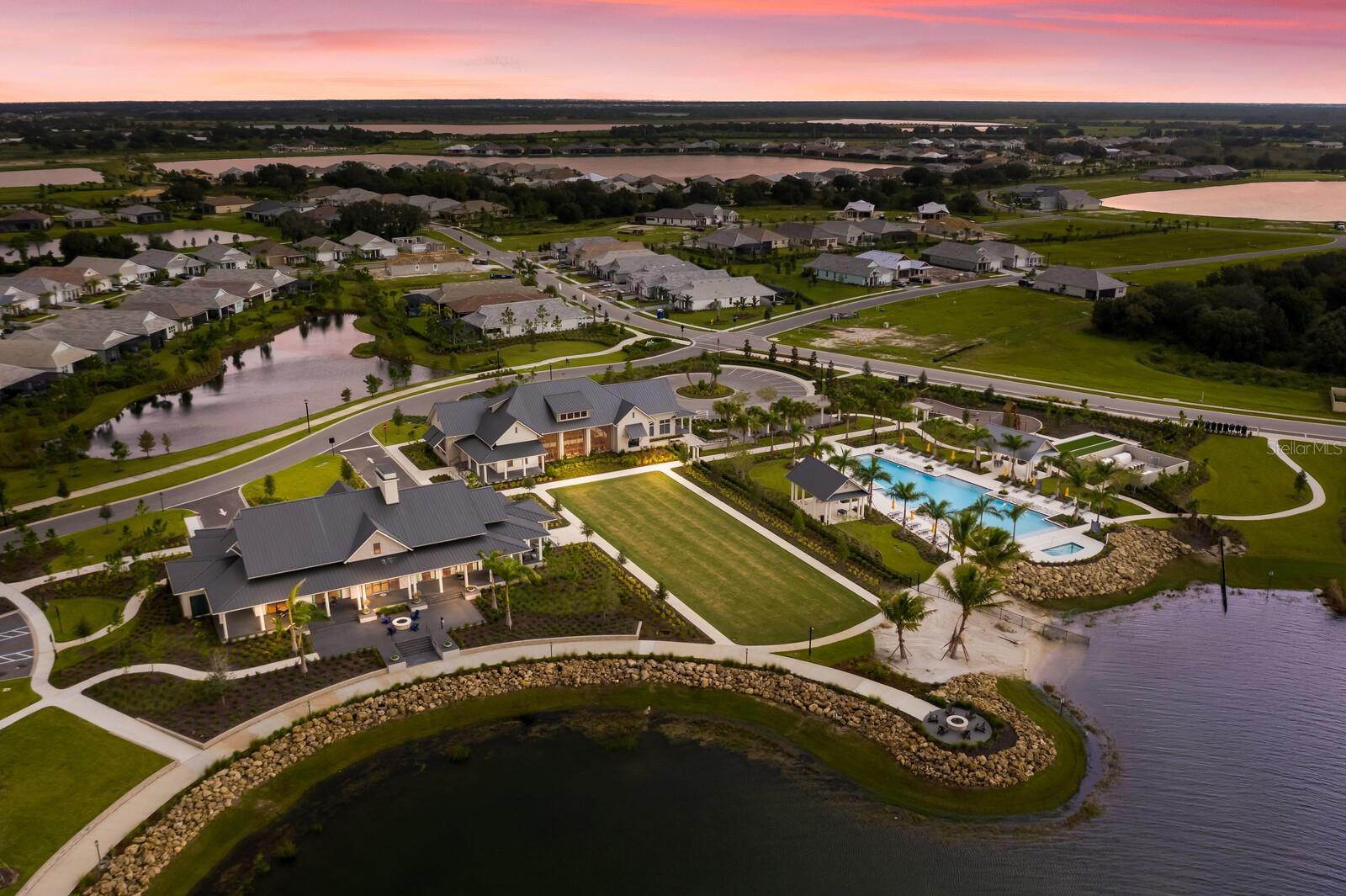 LAKEHOUSE COVE AT WATERSIDE - Residential