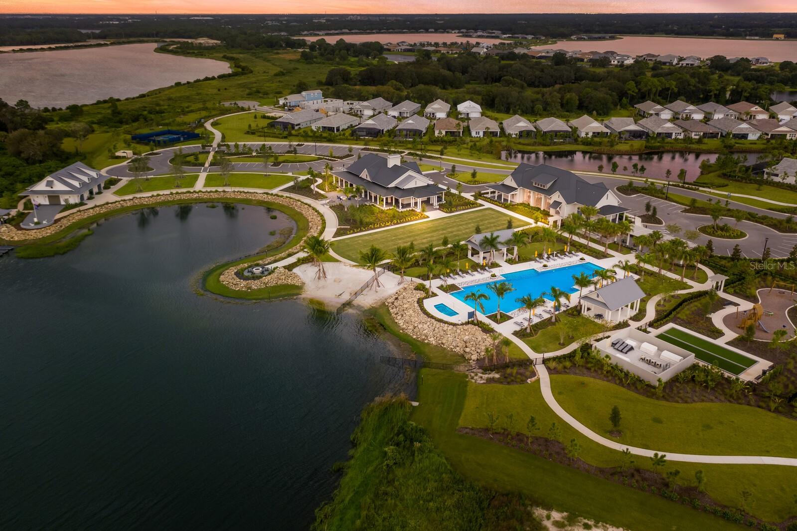 LAKEHOUSE COVE AT WATERSIDE - Residential