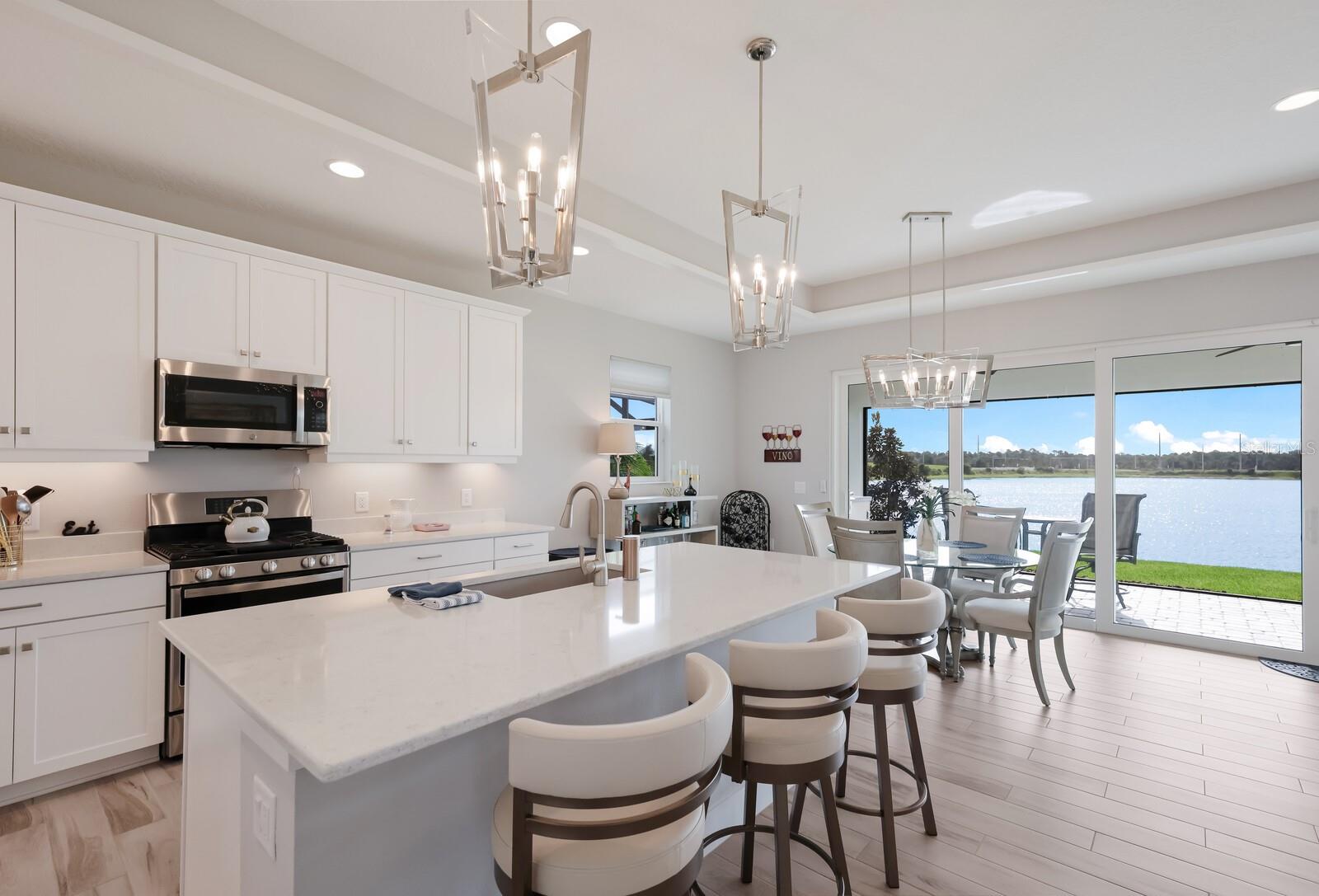 LAKEHOUSE COVE AT WATERSIDE - Residential