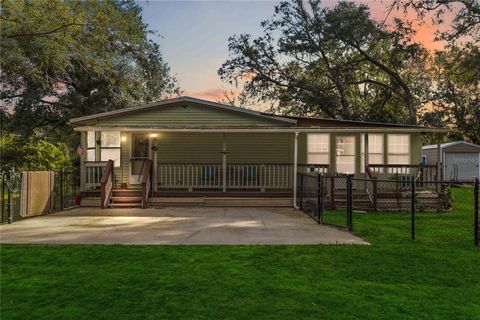 A home in SILVER SPRINGS