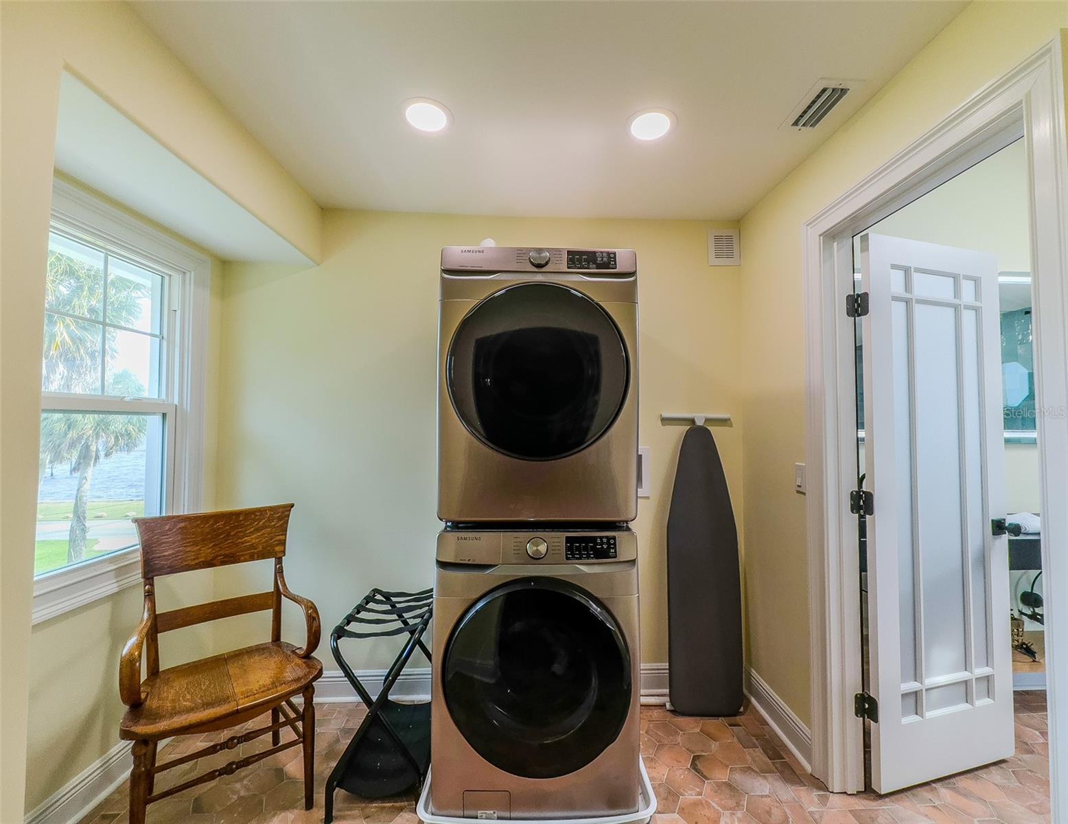 FLEMINGS - Residential