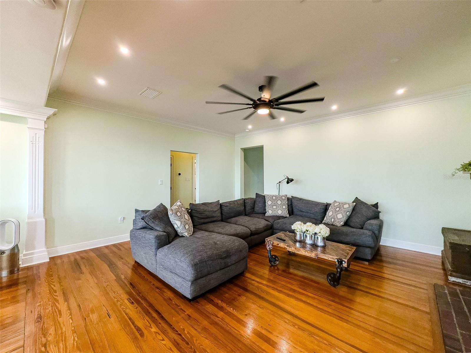FLEMINGS - Residential
