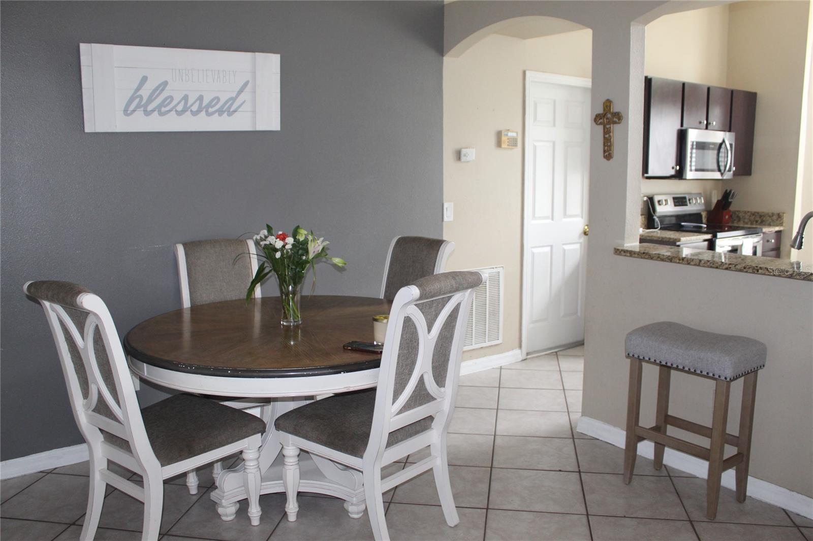 VISTA COVE - Residential