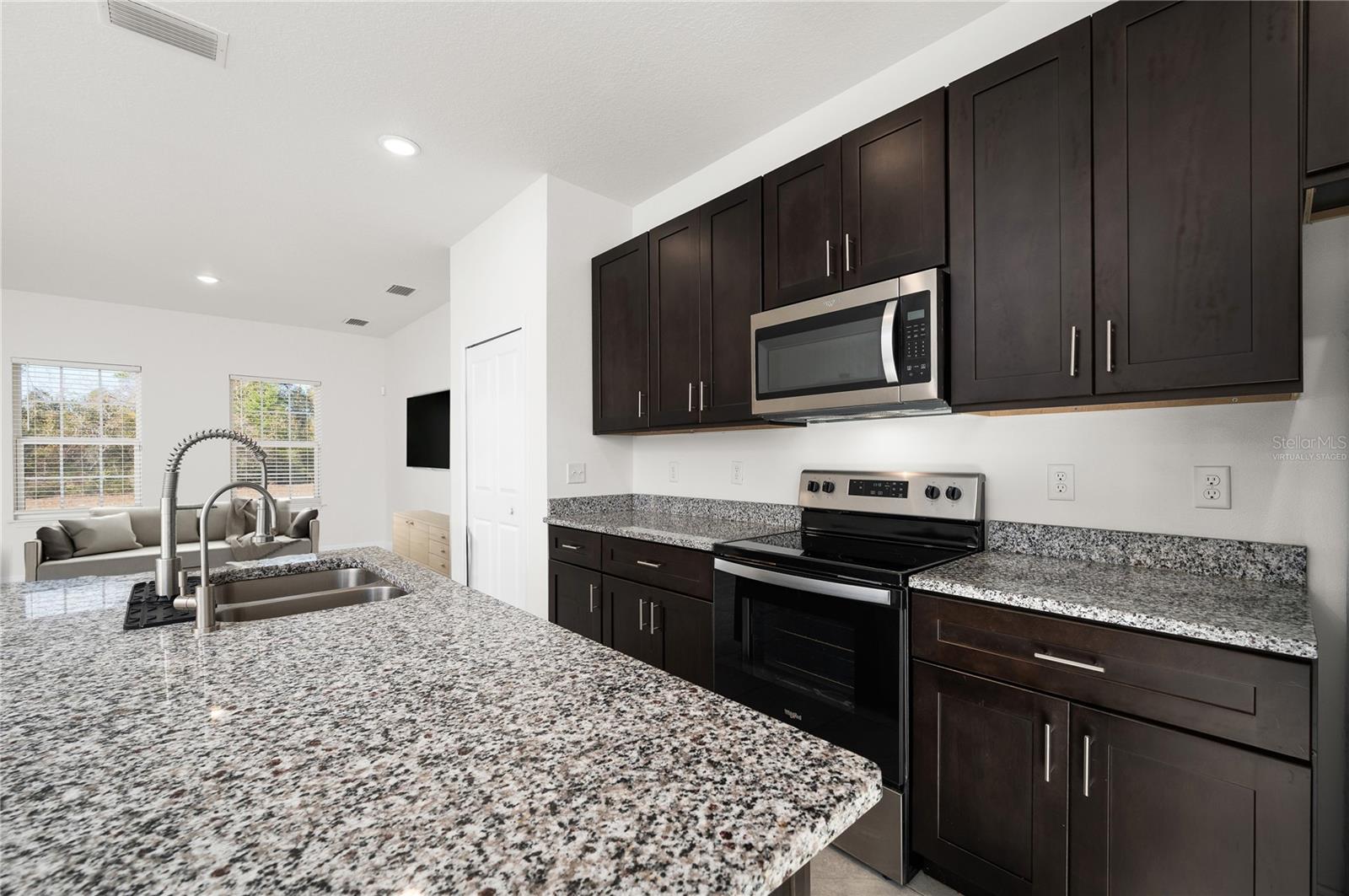 MARION OAKS UN 03 - Residential