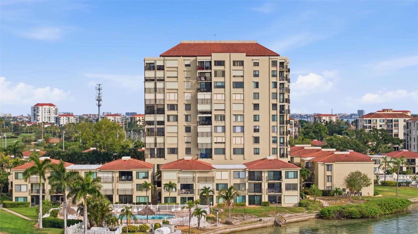 6322 PALMA DEL MAR BOULEVARD S 606