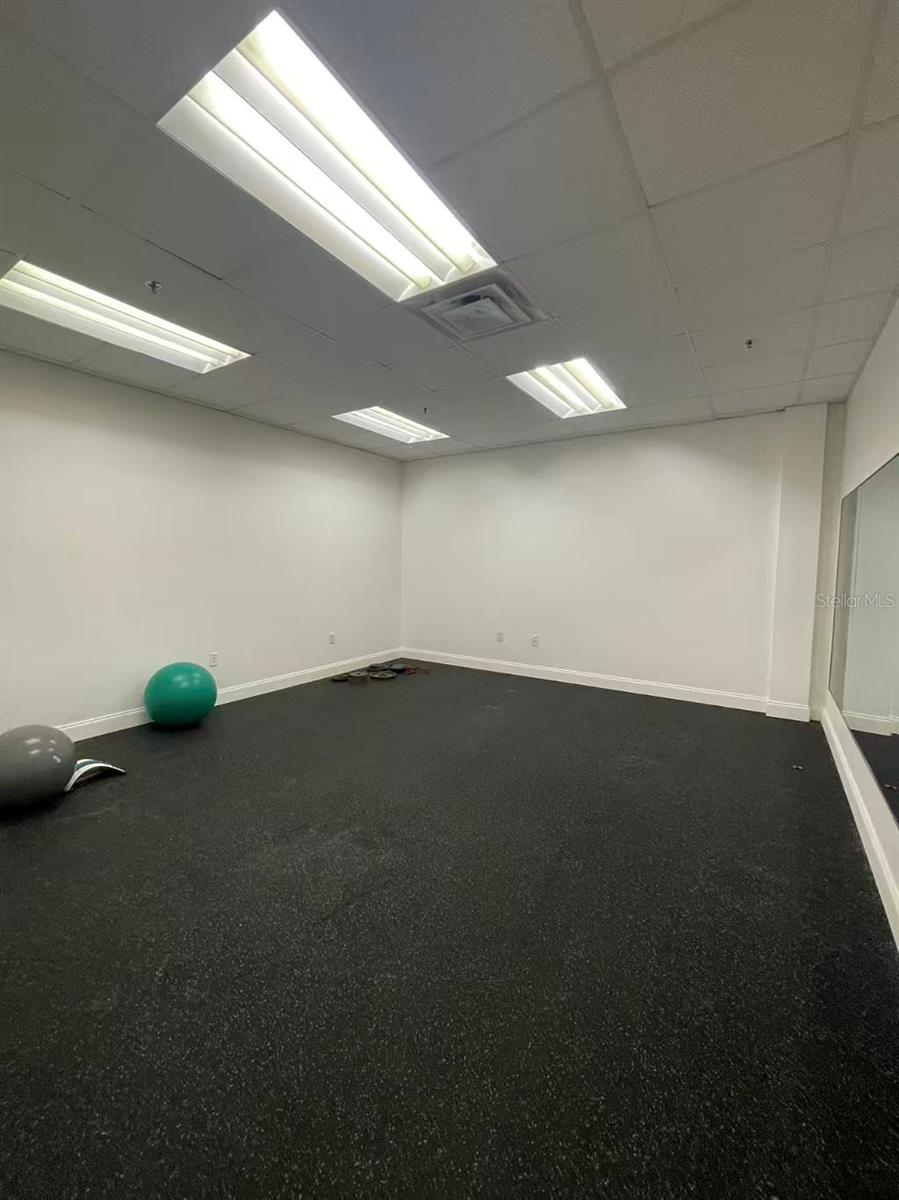 DREWTINA COMMERCE CENTER - Commercial Sale