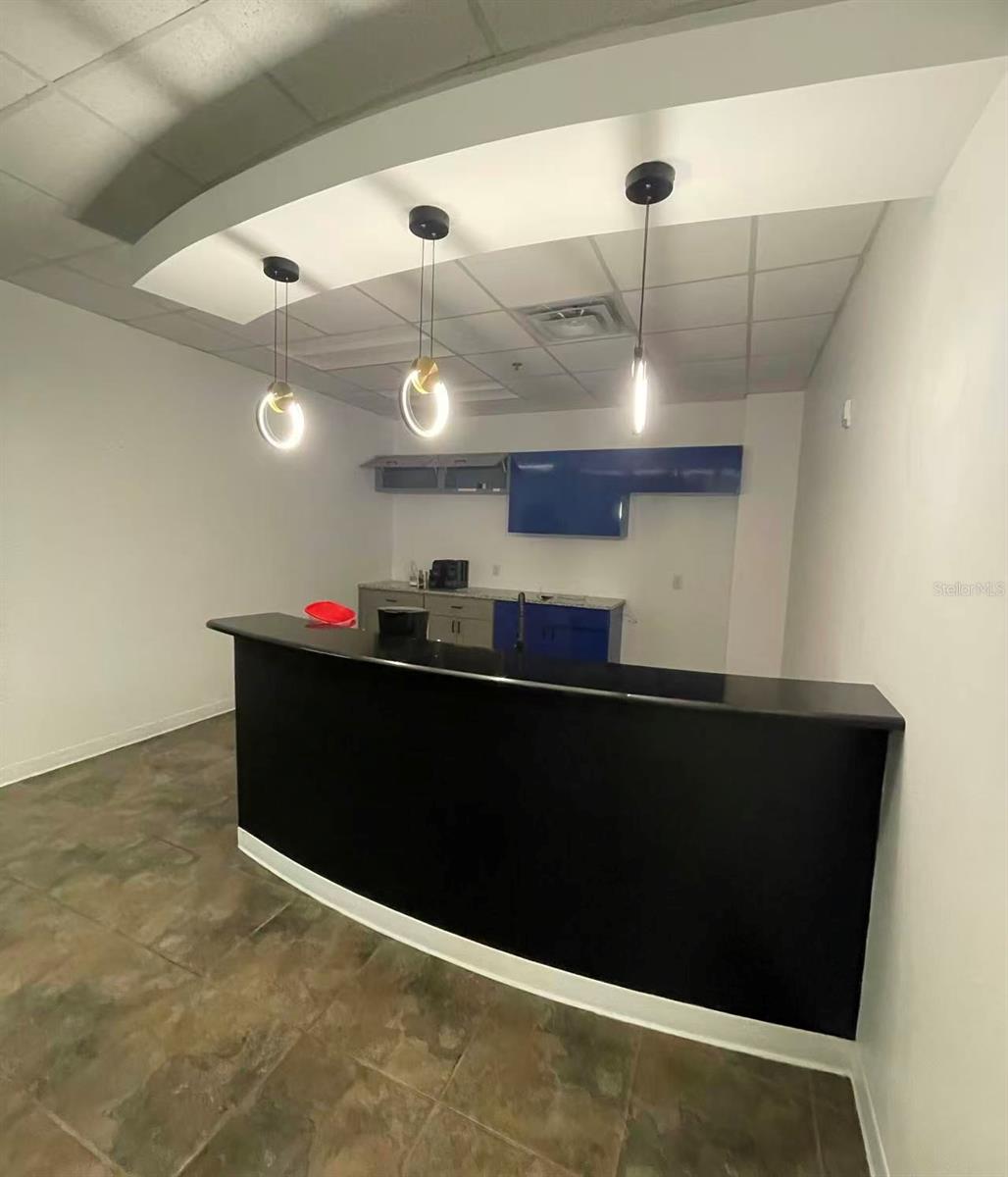 DREWTINA COMMERCE CENTER - Commercial Sale