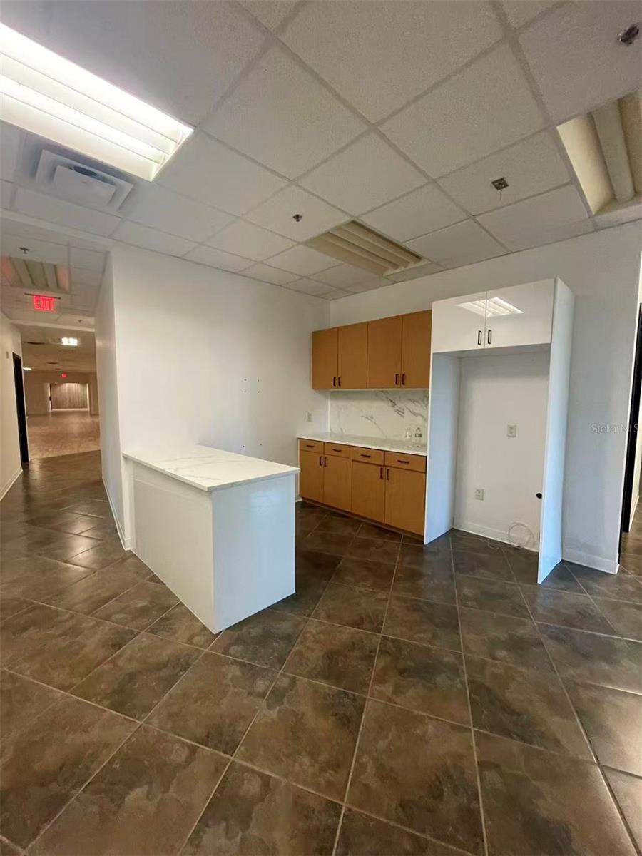 DREWTINA COMMERCE CENTER - Commercial Sale