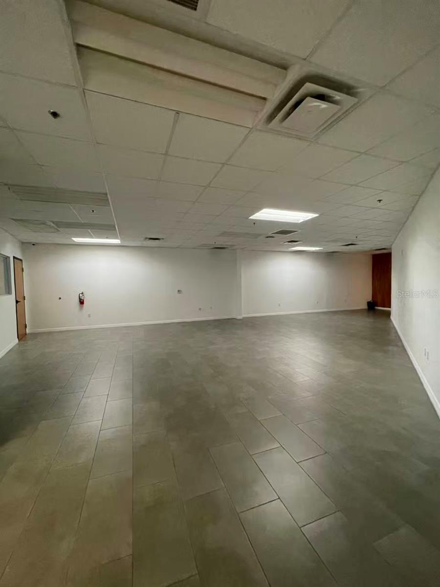 DREWTINA COMMERCE CENTER - Commercial Sale