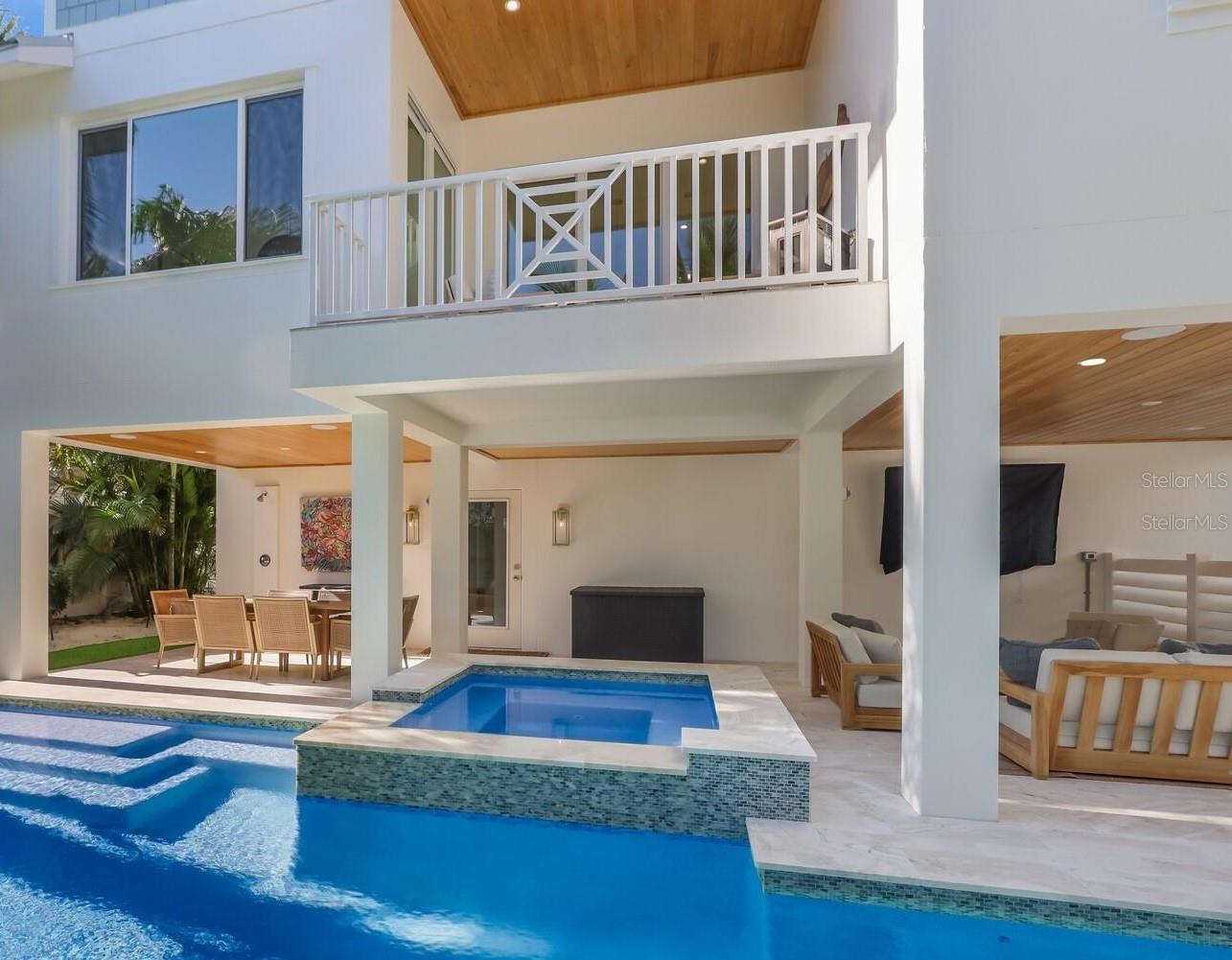 6930 LONGBOAT DRIVE S, LONGBOAT KEY, FL, 34228 2 6930 LONGBOAT DRIVE S