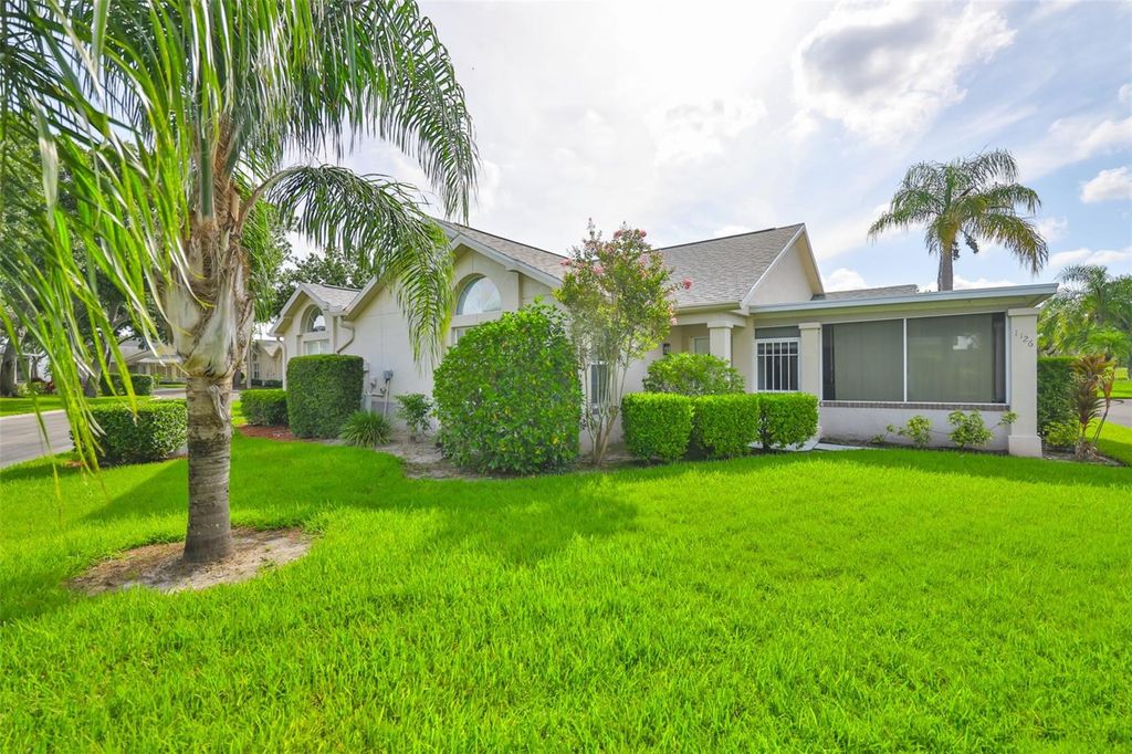 Photo of 1126 Golfview Woods Drive #1126, Sun City Center, FL 33573 (MLS # TB8404223)