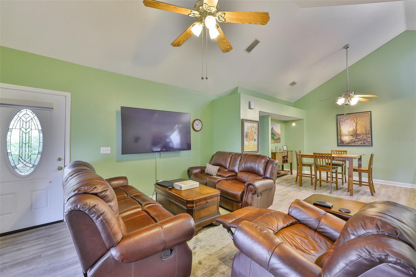 1126 GOLFVIEW WOODS DRIVE 1126