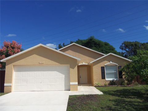Photo of 1021 Golfside Court, Kissimmee, FL 34741 (MLS # O6320634)