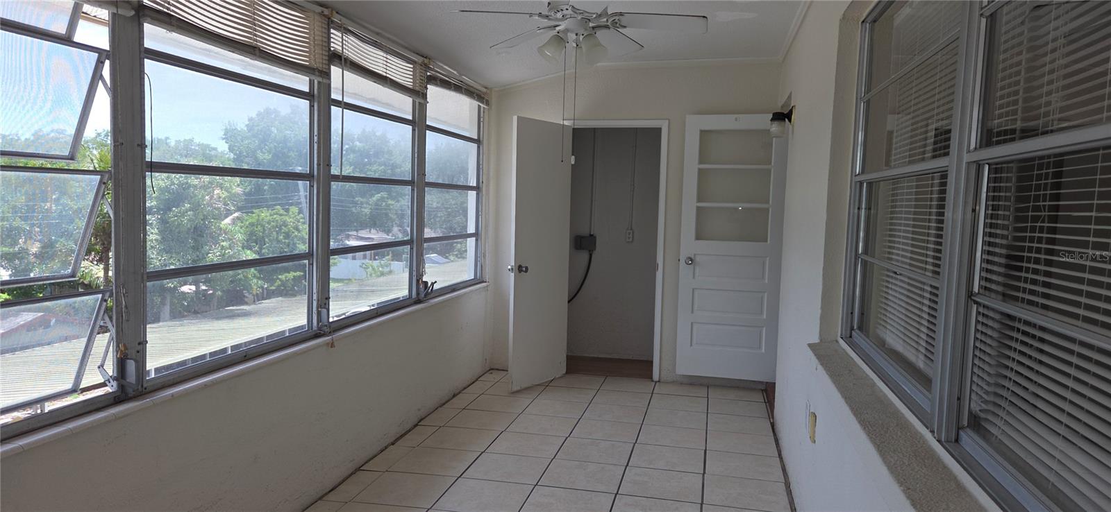 TOWN ARMS APTS CONDO - Residential
