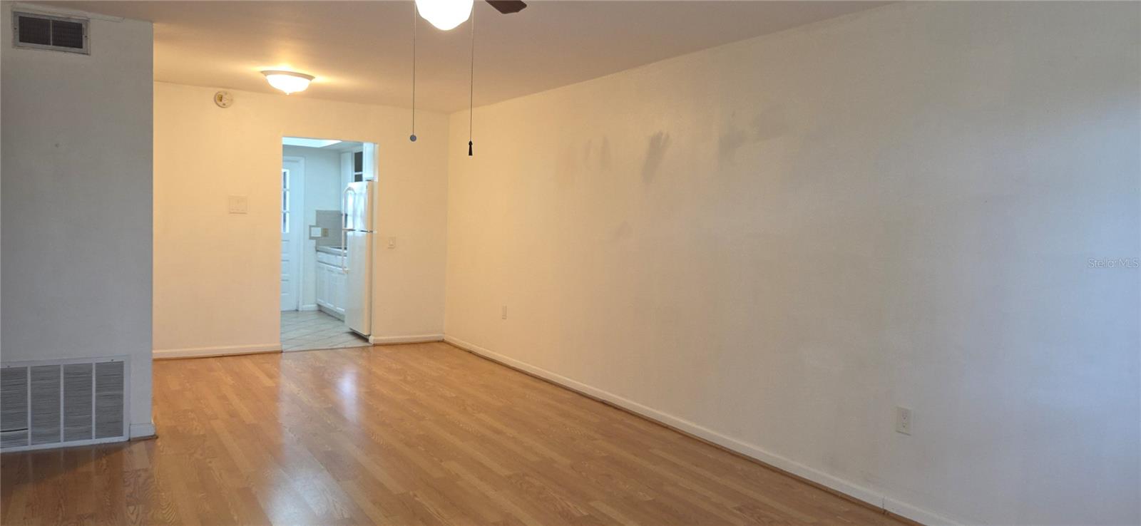 TOWN ARMS APTS CONDO - Residential