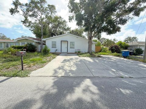 112 N BETTY LANE CLEARWATER FL 33755