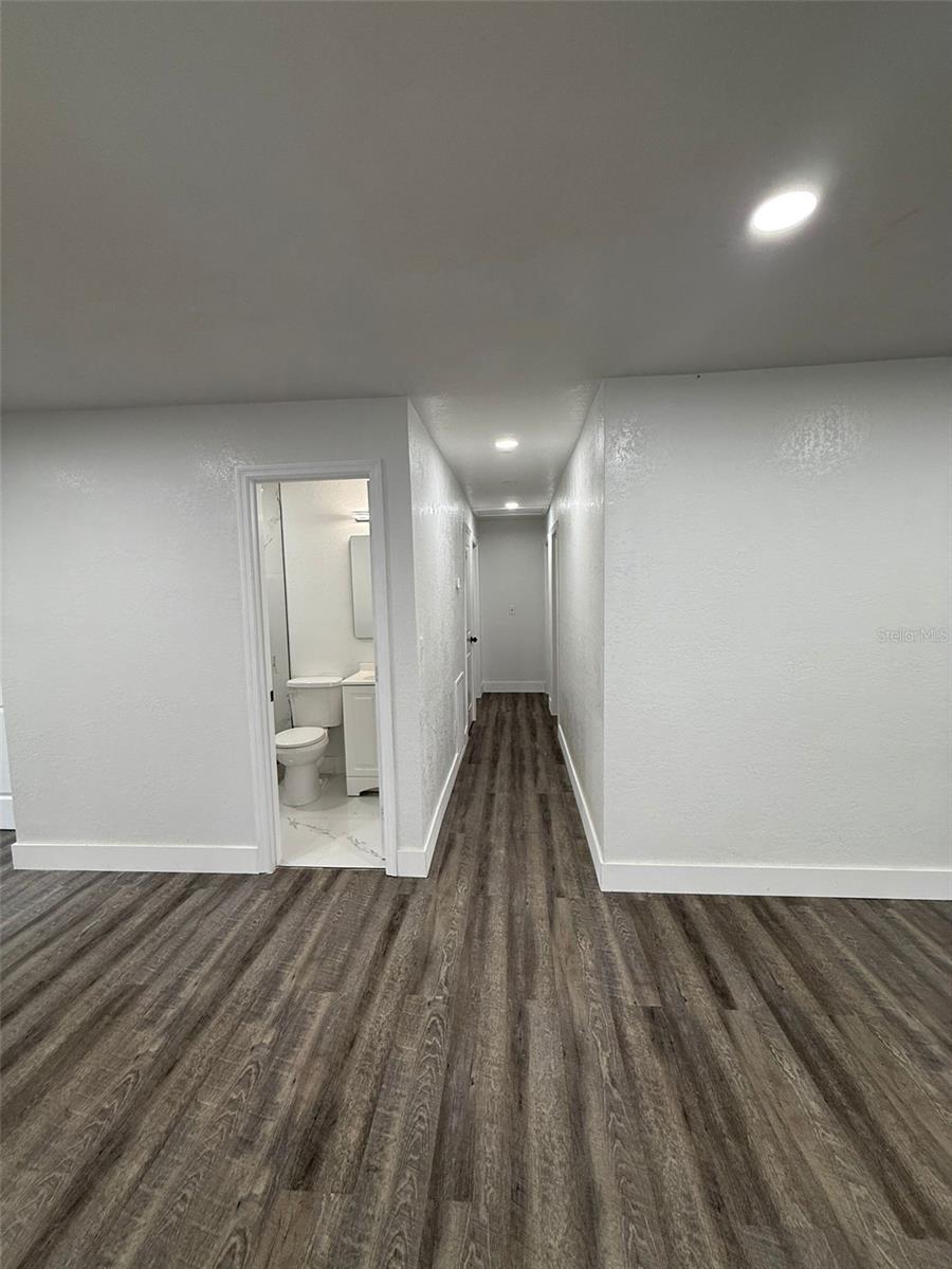 112 N BETTY LANE