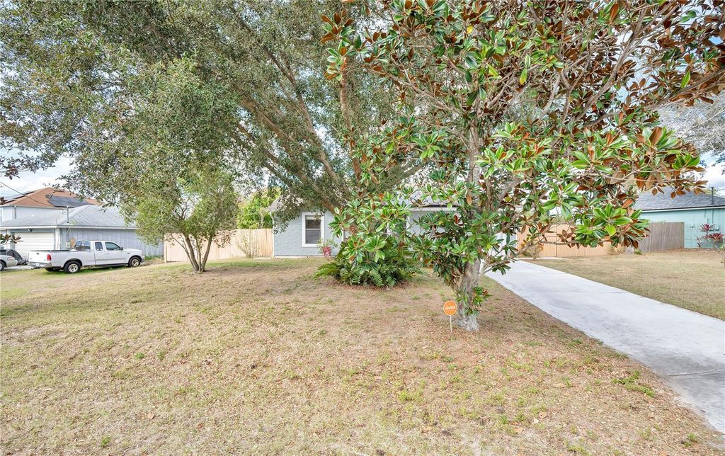Photo of 724 Leland Drive, Deltona, FL 32725 (MLS # O6376534)
