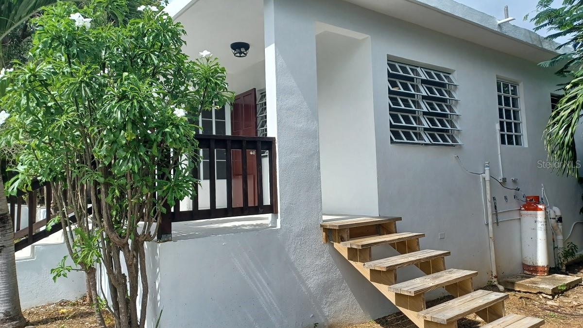 BRAVOS DE BOSTON - Residential