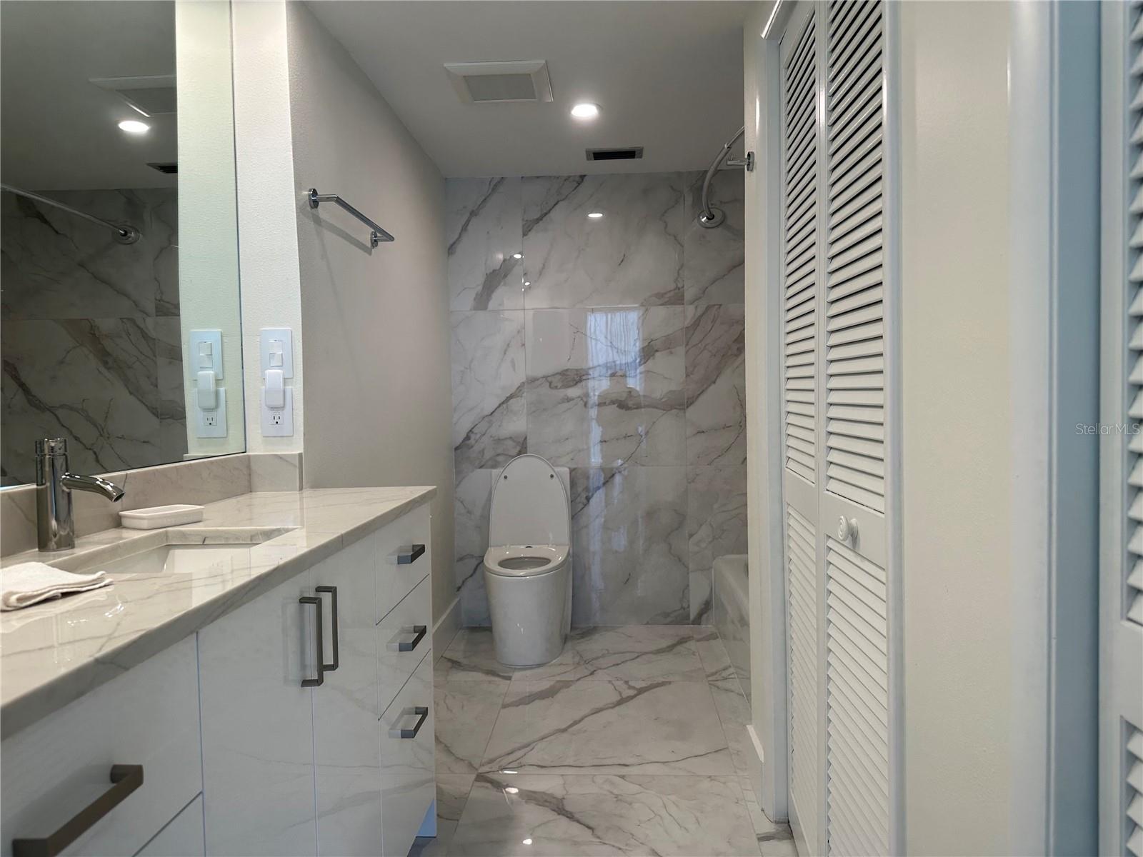 PIERCE 100 CONDO - Residential Lease