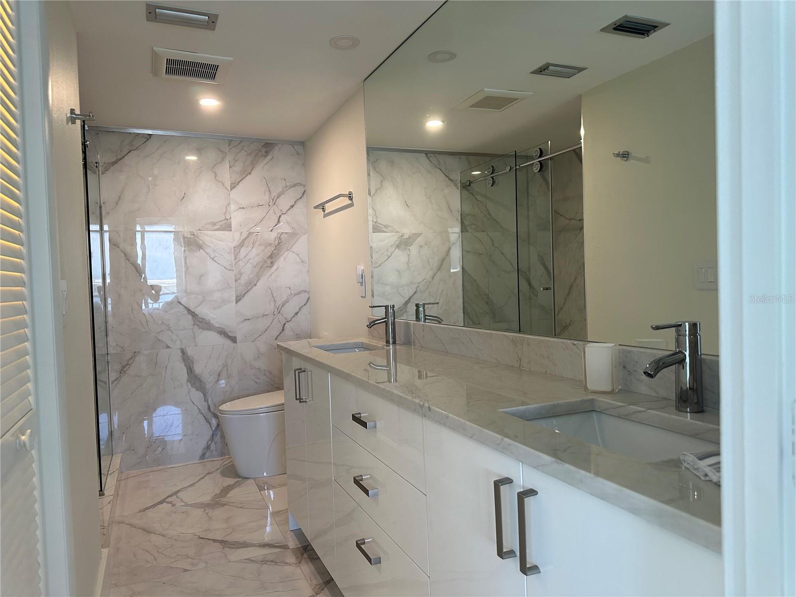PIERCE 100 CONDO - Residential Lease