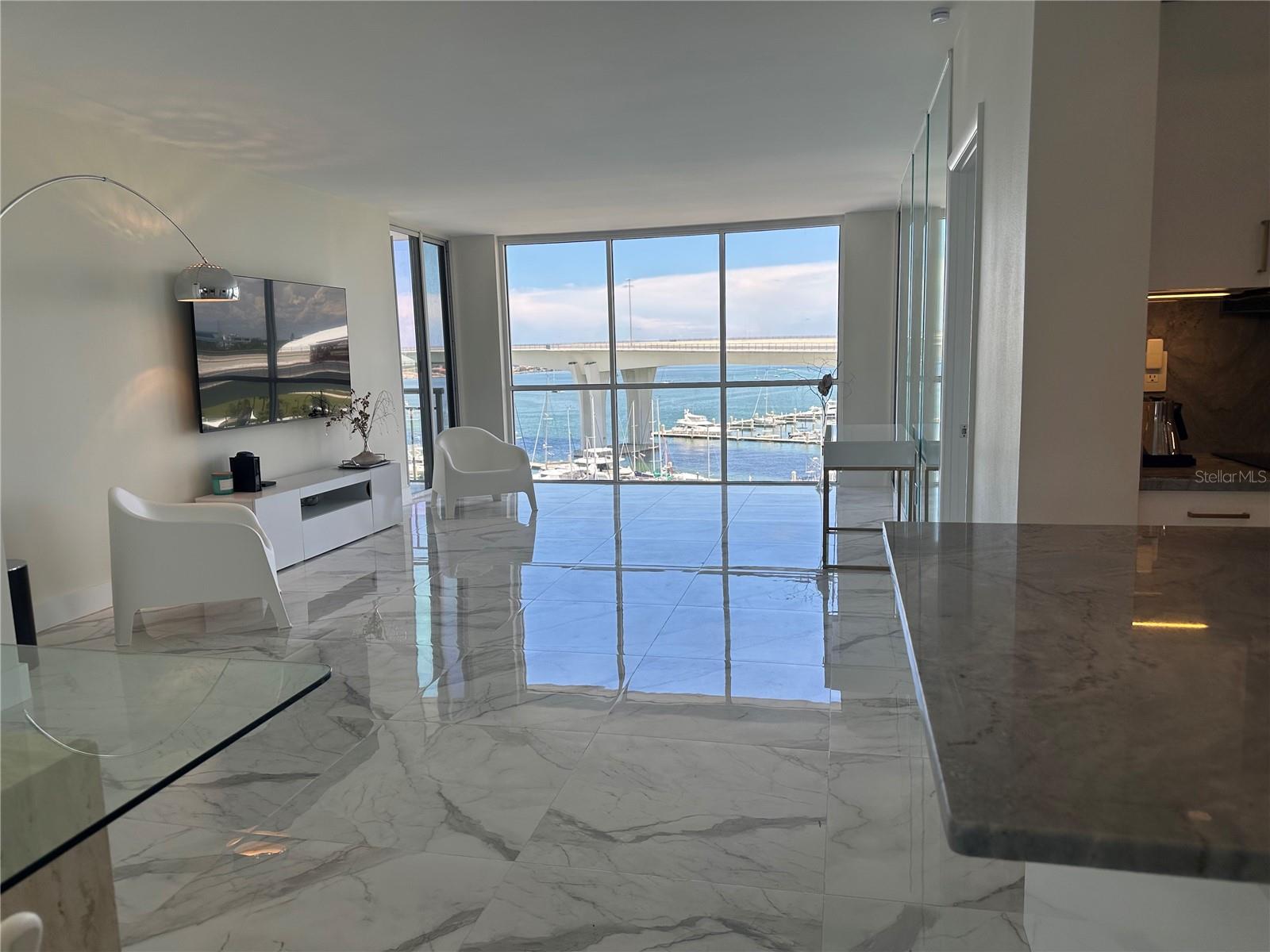 PIERCE 100 CONDO - Residential Lease