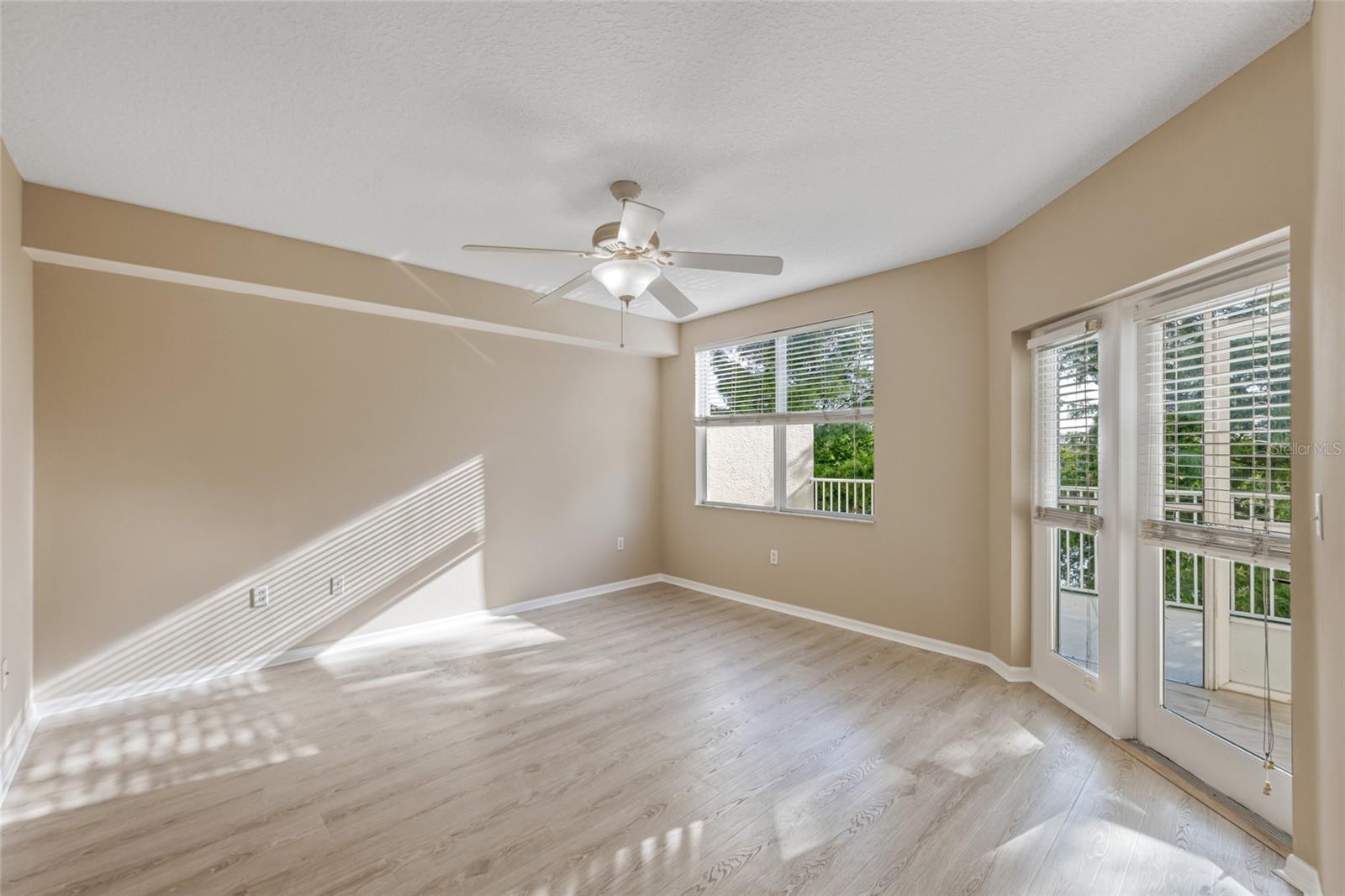 1200 COUNTRY CLUB DRIVE 6103
