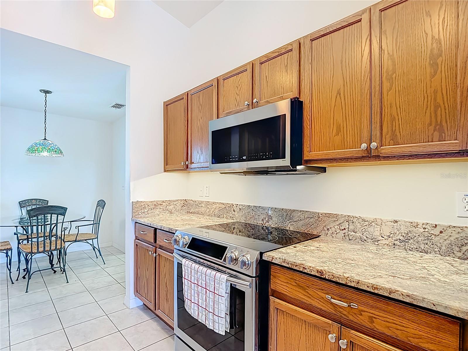 TAMPA BAY GOLF&TENNIS CLB PH V - Residential