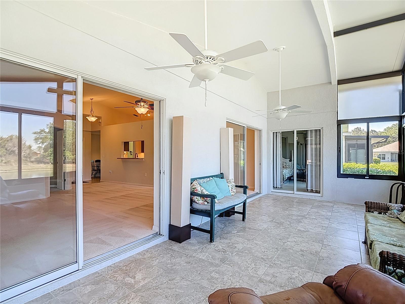 TAMPA BAY GOLF&TENNIS CLB PH V - Residential