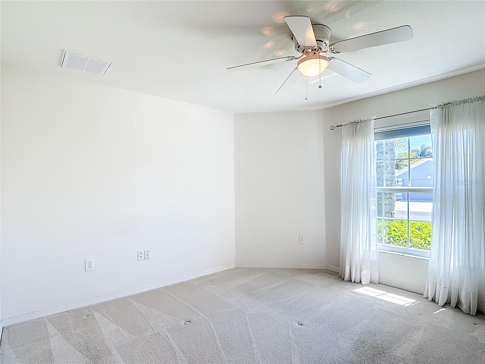 TAMPA BAY GOLF&TENNIS CLB PH V - Residential