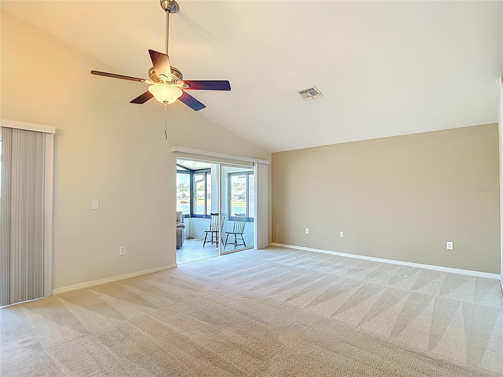 TAMPA BAY GOLF&TENNIS CLB PH V - Residential