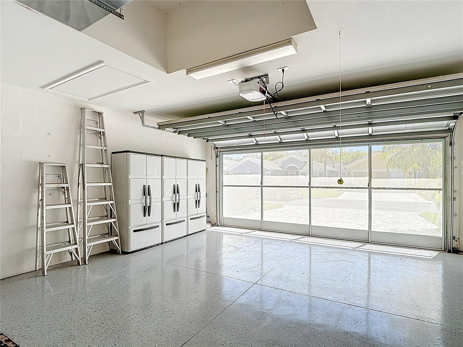 TAMPA BAY GOLF&TENNIS CLB PH V - Residential