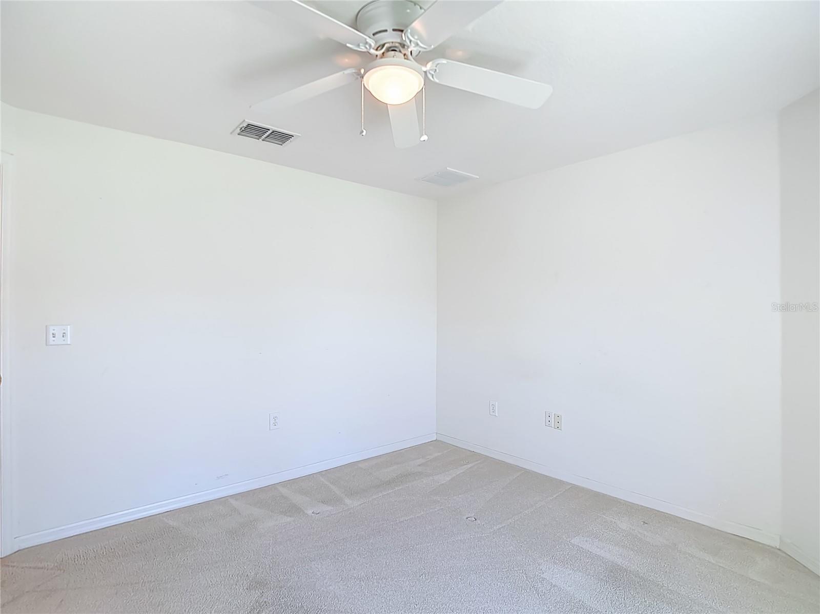 TAMPA BAY GOLF&TENNIS CLB PH V - Residential