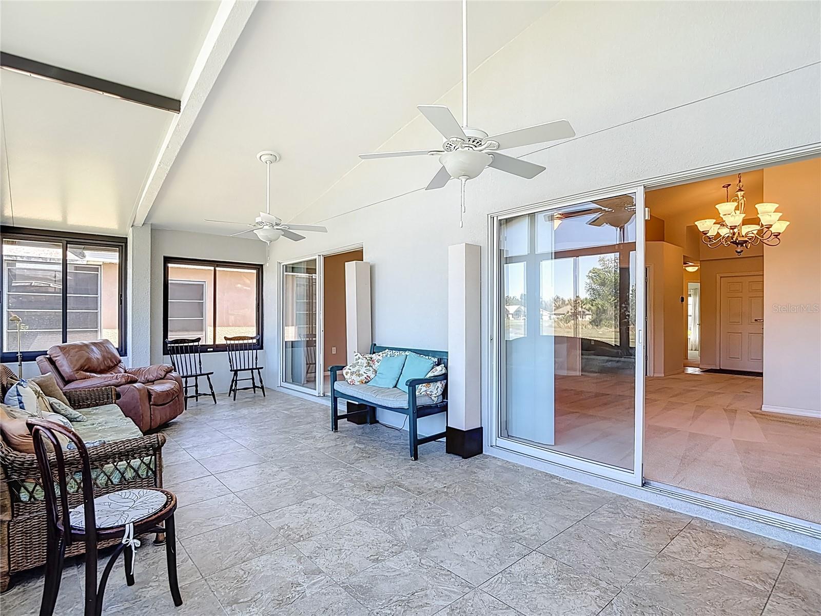 TAMPA BAY GOLF&TENNIS CLB PH V - Residential