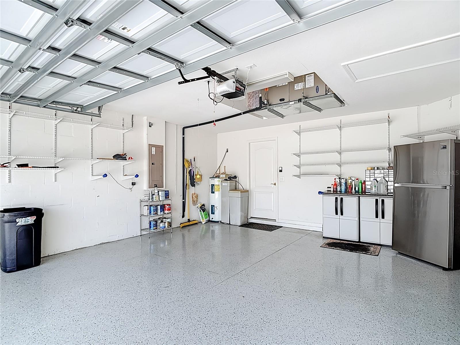 TAMPA BAY GOLF&TENNIS CLB PH V - Residential