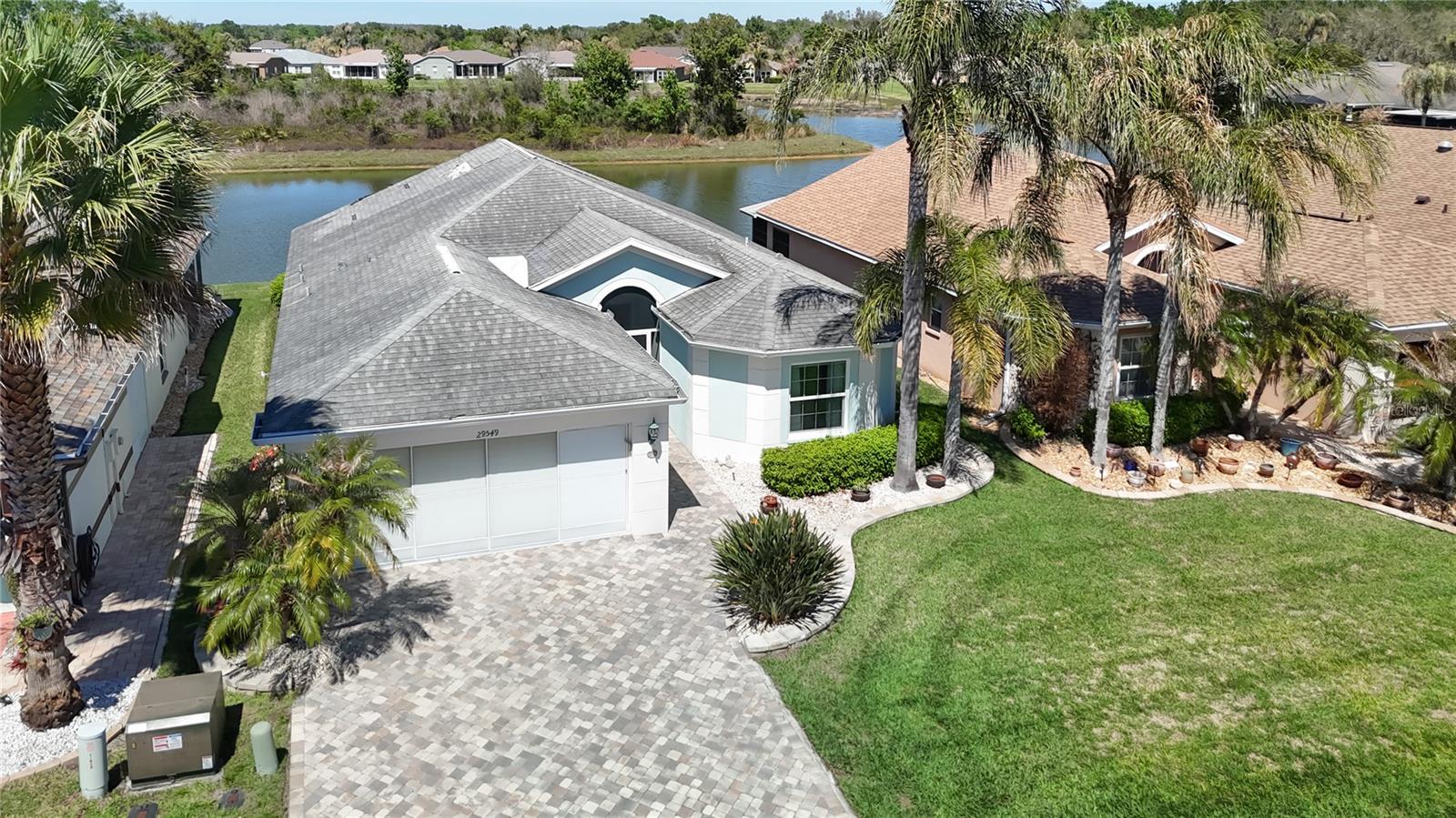 TAMPA BAY GOLF&TENNIS CLB PH V - Residential