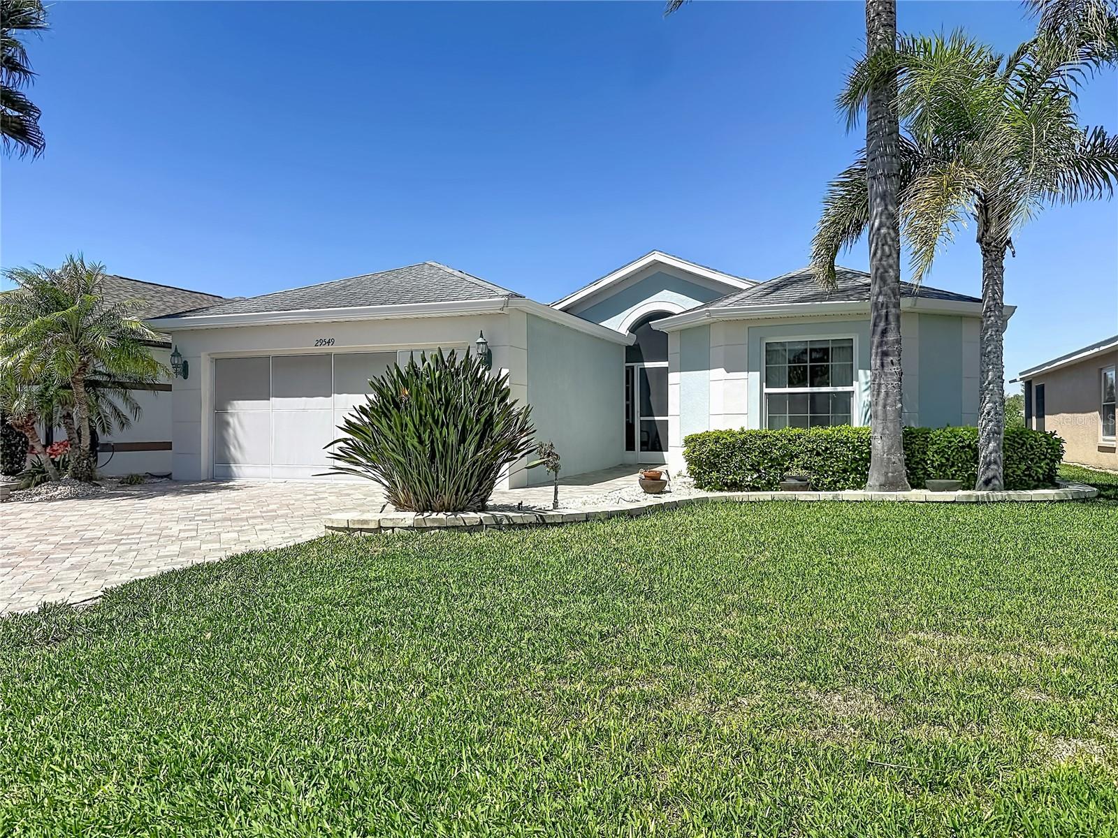 TAMPA BAY GOLF&TENNIS CLB PH V - Residential