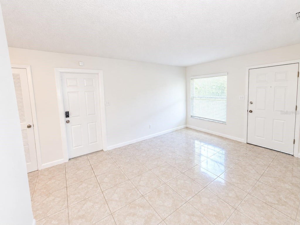 Photo of 336 Greens End Street, Orlando, FL 32810 (MLS # O6446740)