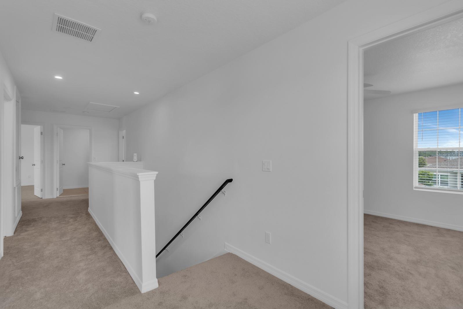 SAWGRASS BAY - Residential