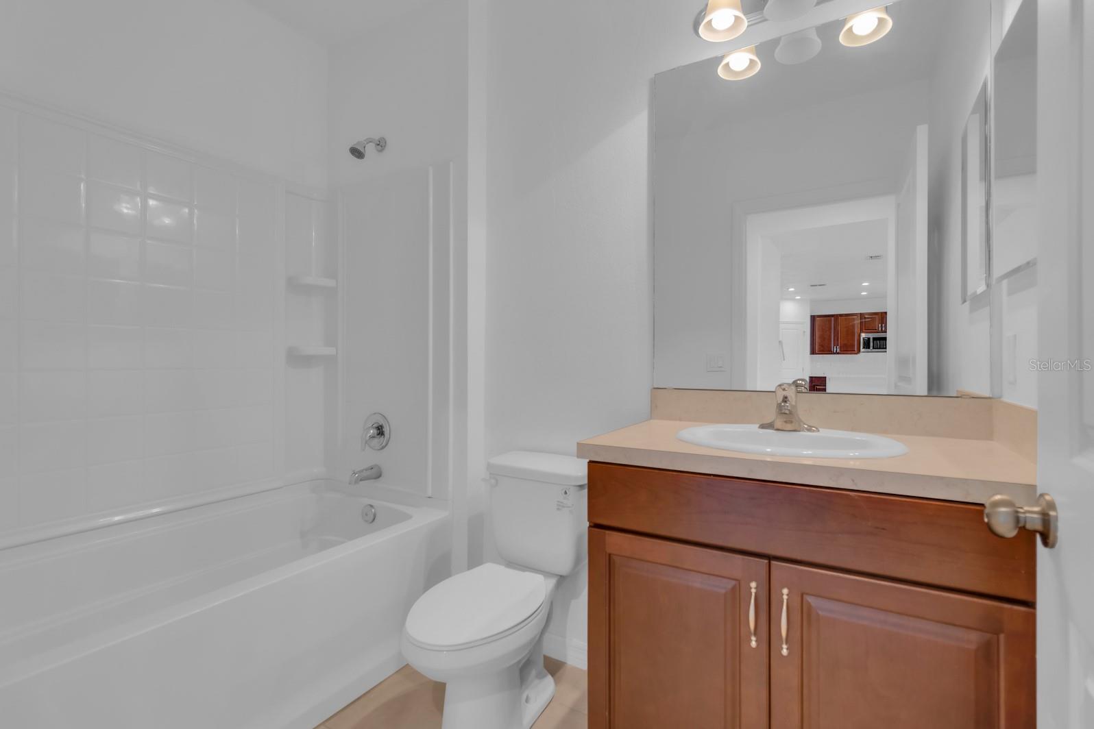 SAWGRASS BAY - Residential