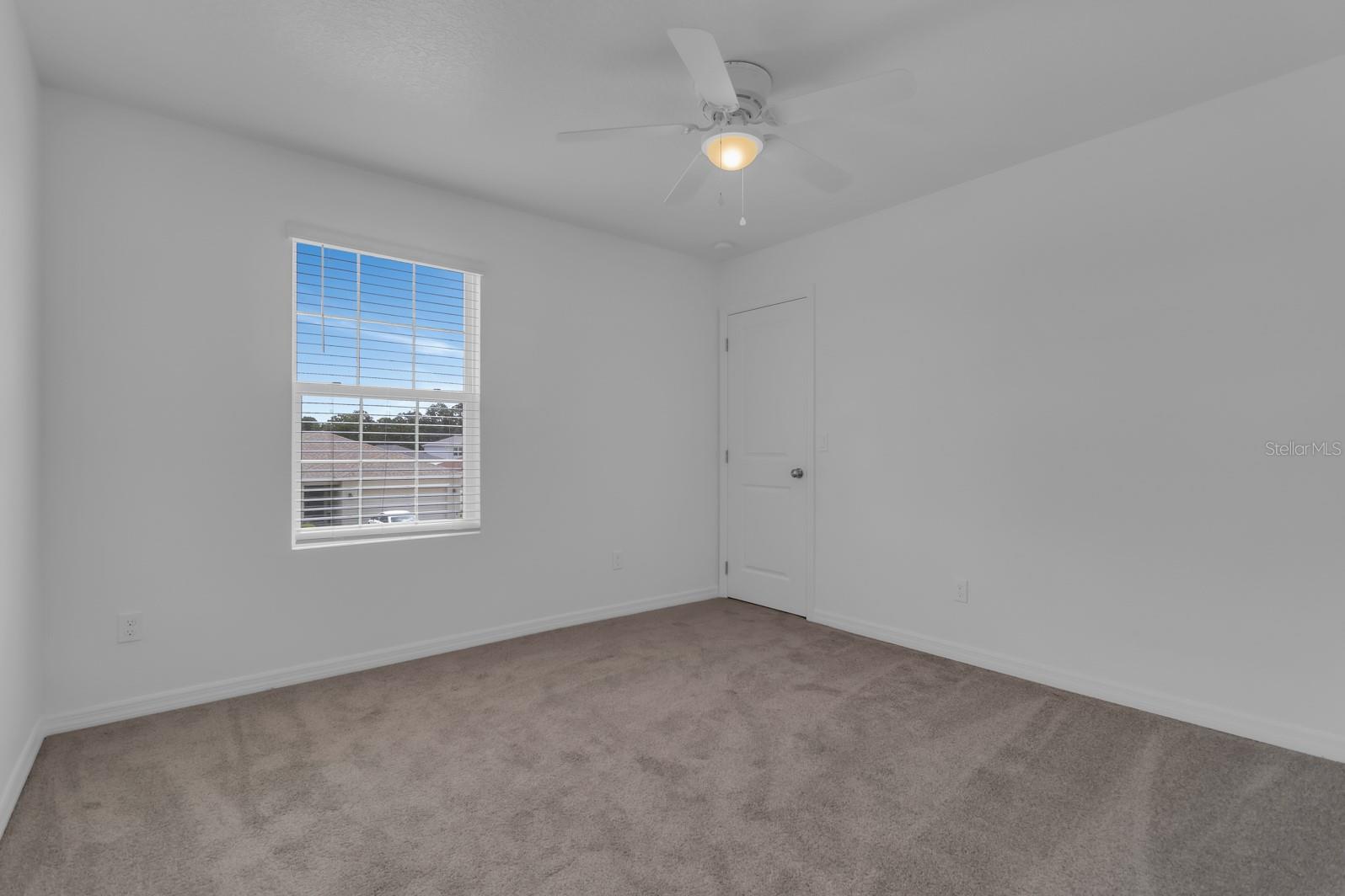 SAWGRASS BAY - Residential