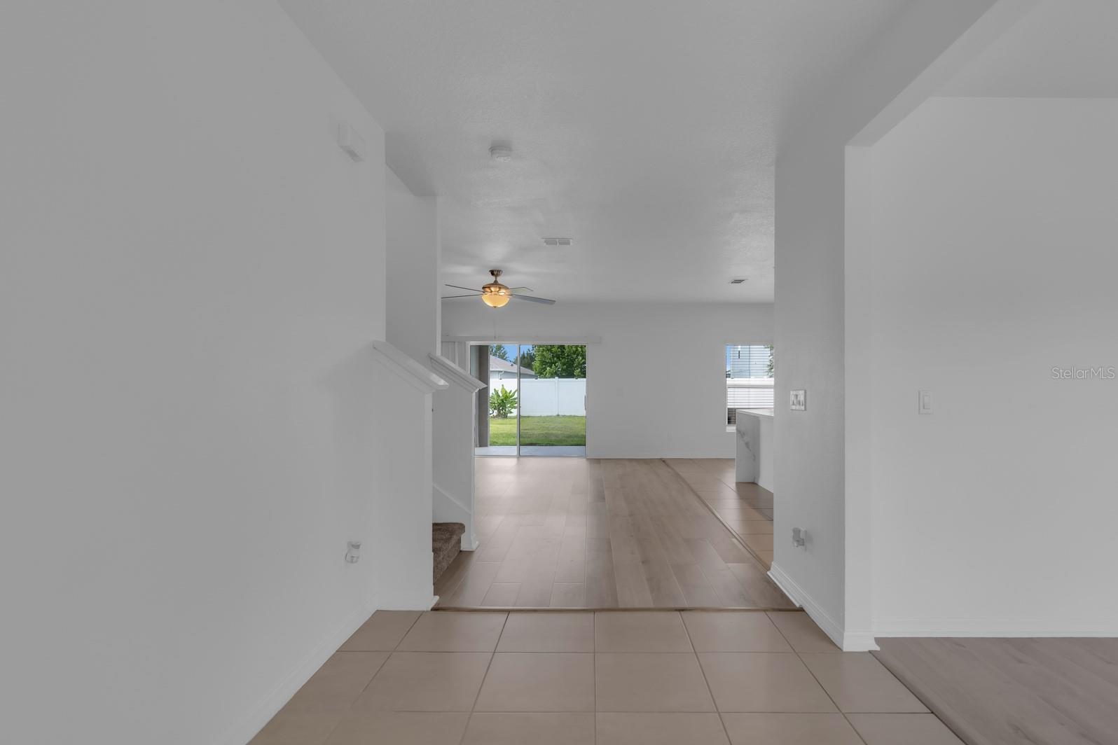 SAWGRASS BAY - Residential