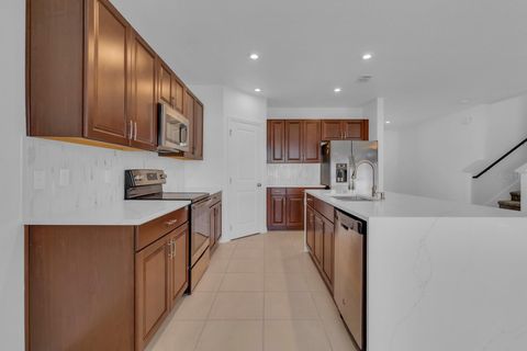 Tiny photo for 4108 Deermoss Drive, Clermont, FL 34714 (MLS # O6409239)