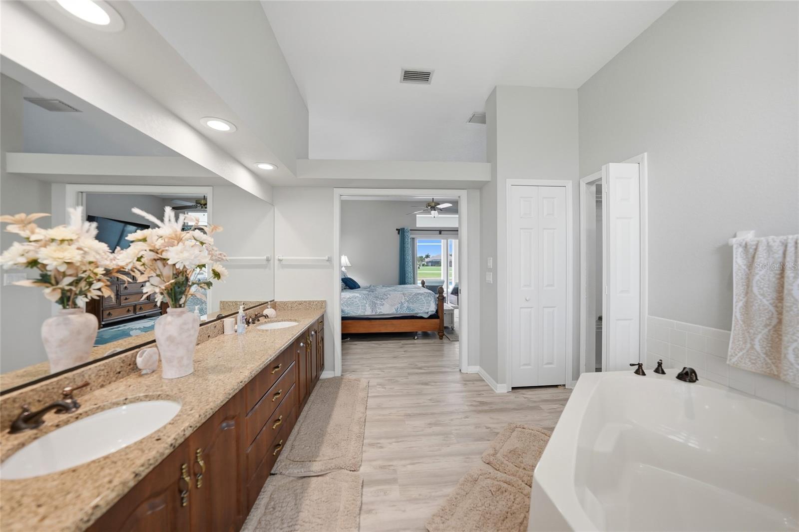 ROTONDA WEST LONG MEADOW - Residential
