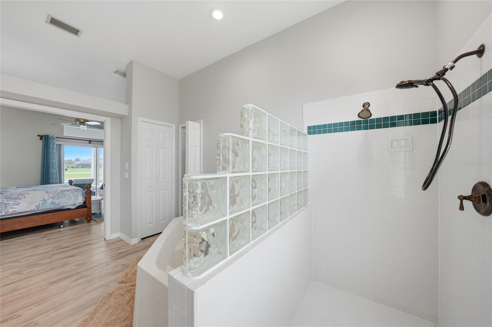 ROTONDA WEST LONG MEADOW - Residential