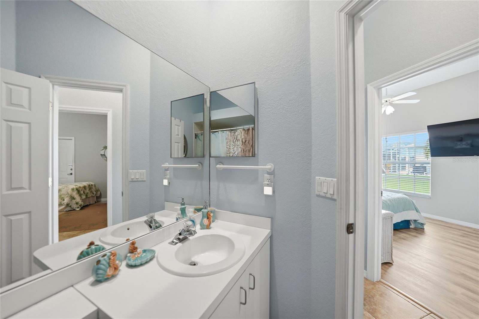 ROTONDA WEST LONG MEADOW - Residential