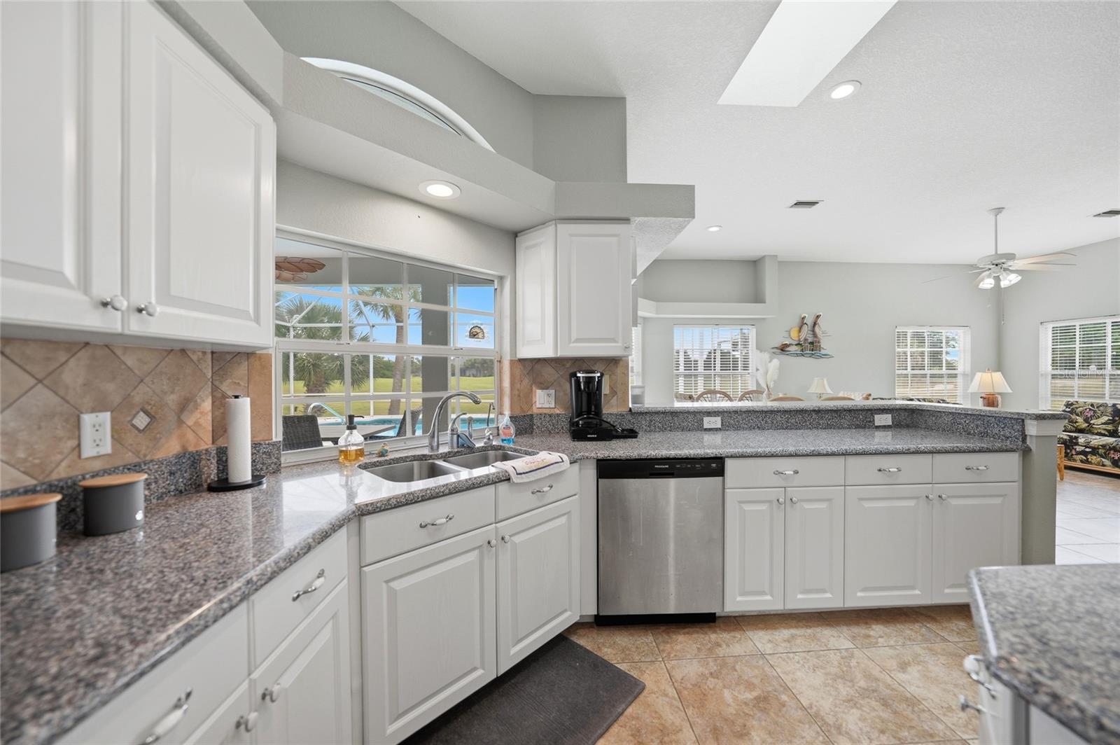 ROTONDA WEST LONG MEADOW - Residential