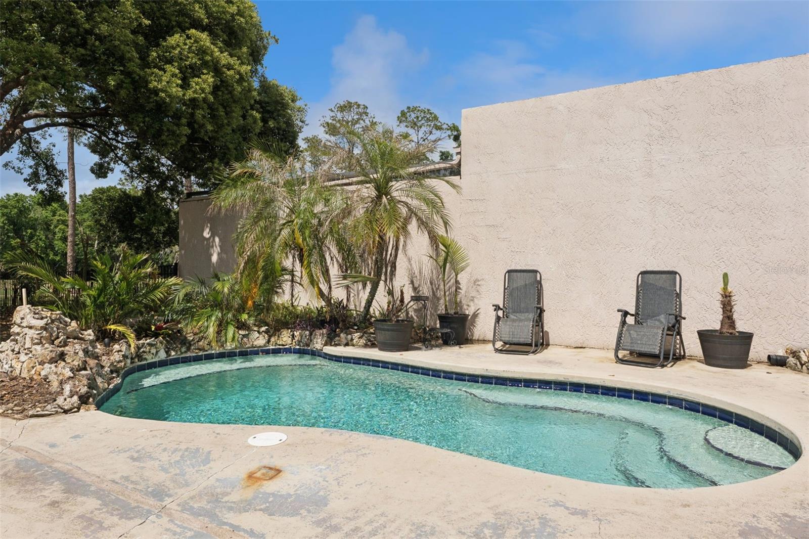 FAIRWAY OAKS UNIT 1 - Residential